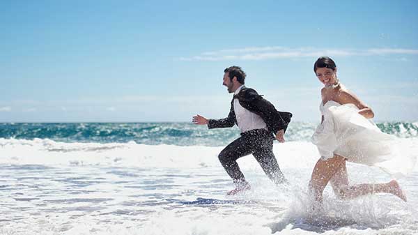 Особенности организации свадебной фотосессии на море