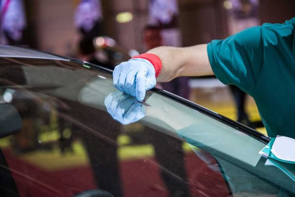 Технология ремонта автомобильных стекол